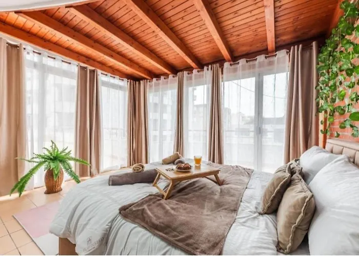 Seaside Escape 3 Bedrooms With Grand Terrace 公寓 Durrës