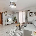 Seaside Escape 3 Bedrooms With Grand Terrace * Durres
