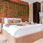 Seaside Escape 3 Bedrooms With Grand Terrace Durres