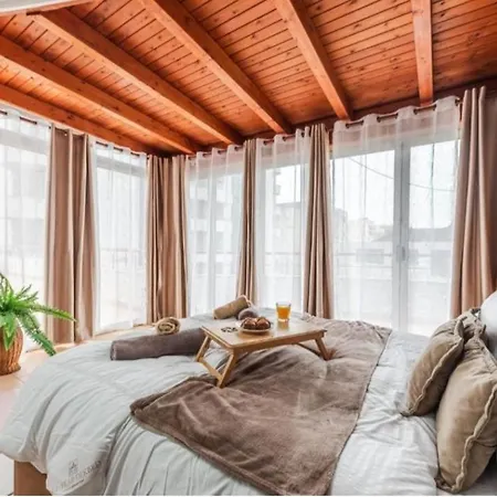 Seaside Escape 3 Bedrooms With Grand Terrace Апартаменты Дуррес