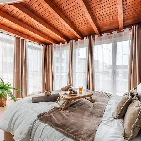 Seaside Escape 3 Bedrooms With Grand Terrace * Дуррес